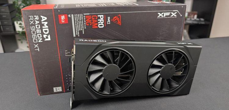 Az AMD új, olcsóbb RDNA 4 generációs GPU-ját az XFX alaposan felturbózott kártyájában teszteltük