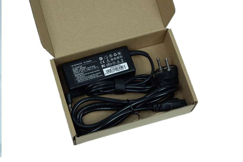 Acer NP.ADT0A.078 19V / 3,42A 65W 5,5x1,7mm Acer hálózati notebook töltő