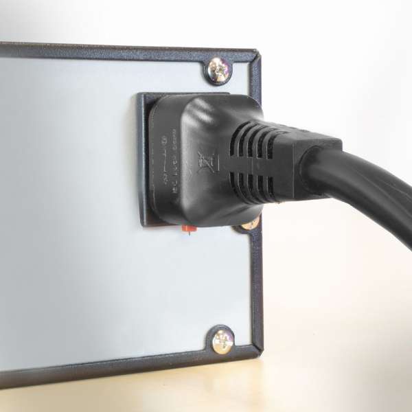 ACT Powercord C19 IEC Lock - C20 2m Black