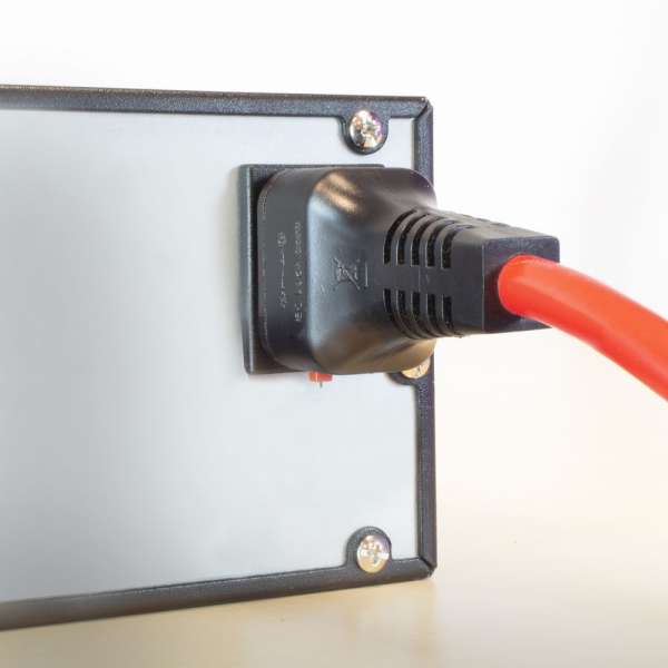ACT Powercord C19 IEC Lock - C20 2m Red