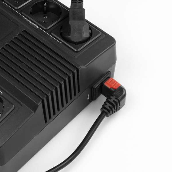 ACT Powercord Schuko CEE 7/7 male (angled) - C13 IEC Lock (up angled) 2m Black