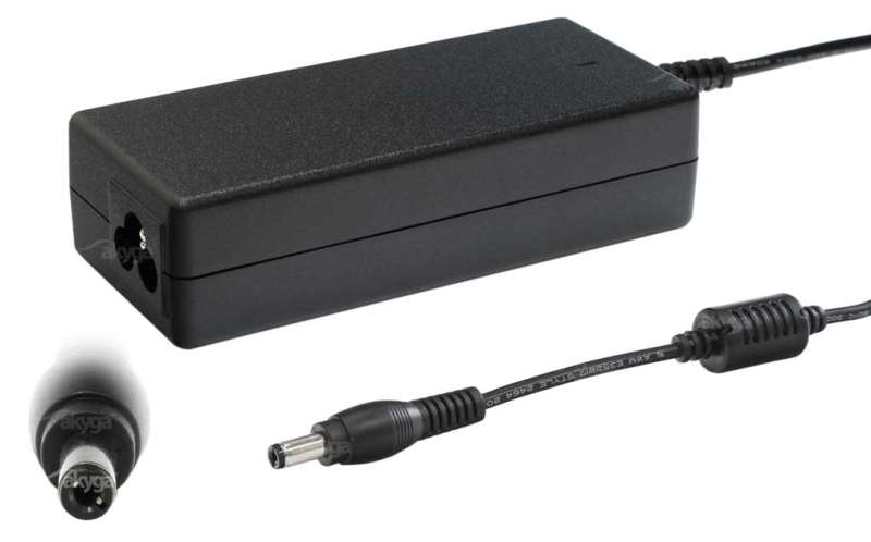 Akyga AK-ND-01 19V / 3,42A 65W 5,5x2,5mm univerzális hálózati notebook töltő