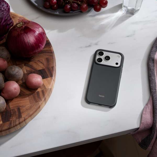 Apple Beats iPhone 17 Pro Case with MagSafe and Camera Control Granite Grey