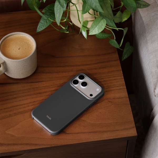Apple Beats iPhone 17 Pro Max Case with MagSafe and Camera Control Granite Grey