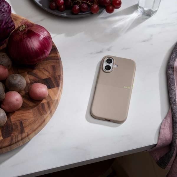 Apple Beats iPhone 17 Rugged Case with MagSafe and Camera Control Alpine Gray