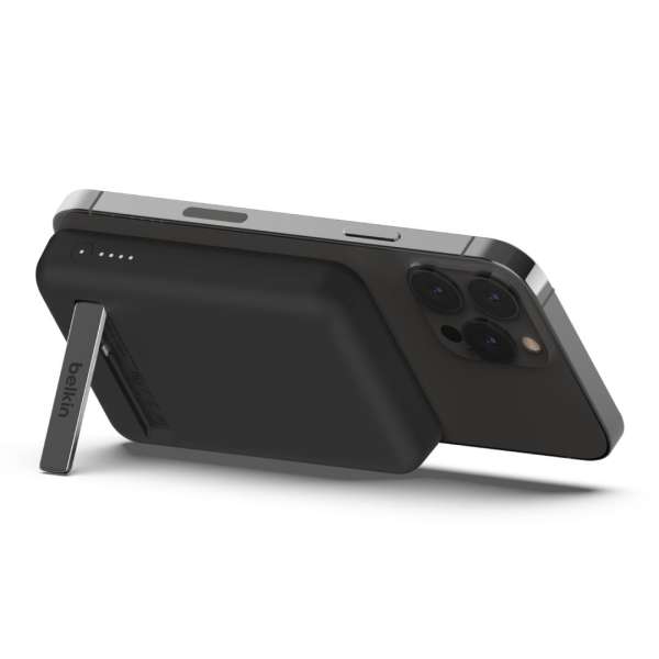 Belkin BPD004BTBK BoostCharge Magnetic Wireless 5000mAh PowerBank + Stand Black