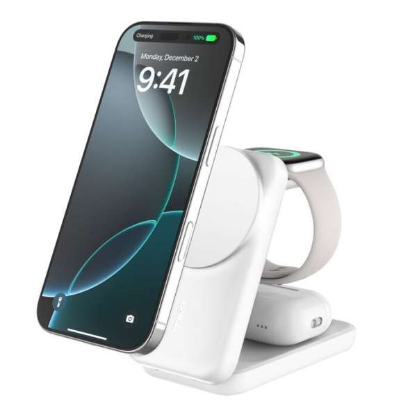 Belkin UltraCharge 25W Qi2 magnetic 3-in-1 Charger White