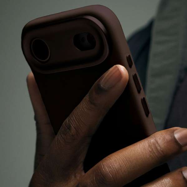 Decoded Leather Backcover for iPhone 17 Air Chocolate Brown