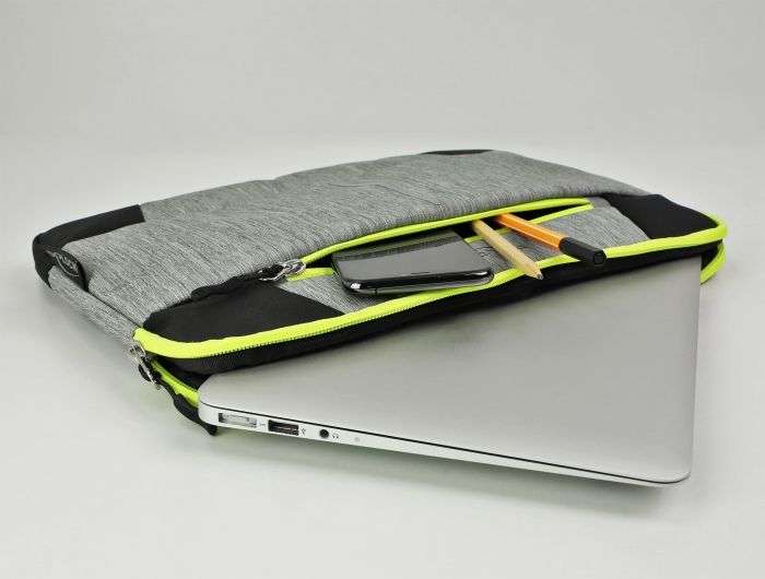 DeLock Bag for Laptops or Tablets for display sizes up to 13,3" Grey/Black