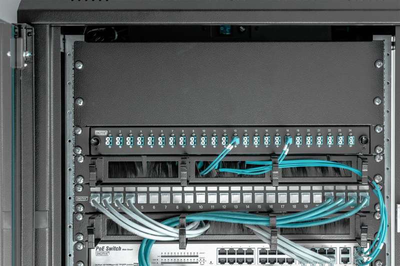 Digitus 3U blank panel