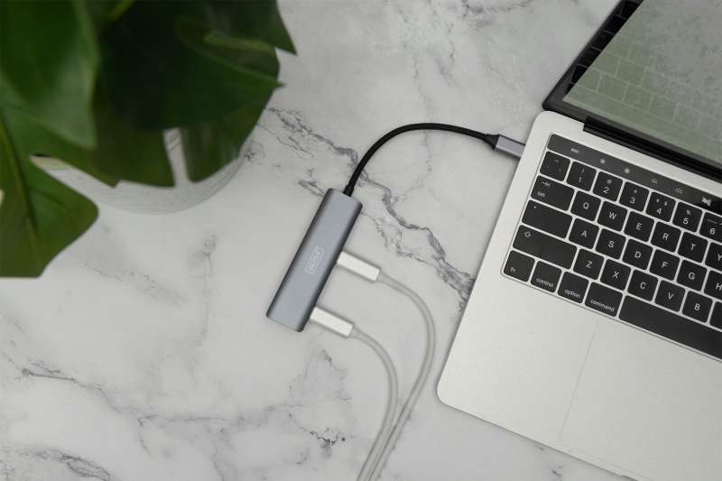 Digitus DA-70246 USB-C 3.1 4-Port Aluminum