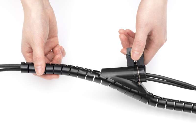 Digitus DA-90508 Flexible Cable Tube with a Pulling Aid 5m Black