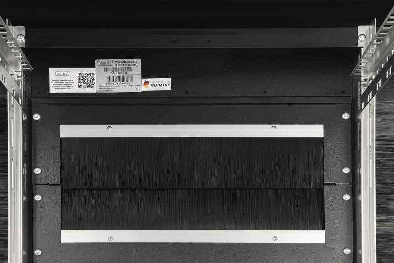 Digitus Dynamic DN-37114 19" 42U Szabadon álló Rackszekrény Black