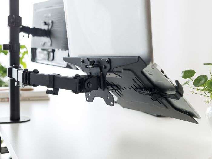 EQuip VESA Laptop Holder 10"-15,6" Black