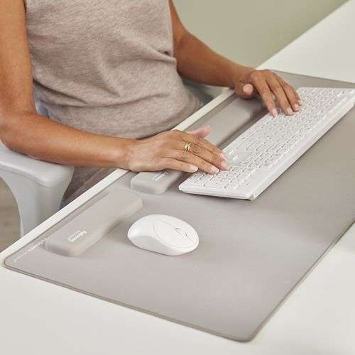 Fellowes Breyta Keyboard Wrist Rest Sand