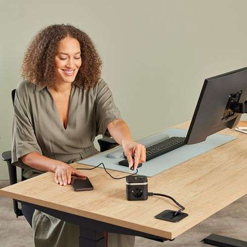 Fellowes PowerCube Hálózati Elosztó Kapcsolóval 3DIN 2m Black
