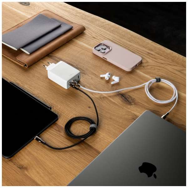 FIXED hálózati töltő 3xUSB-C 1xUSB-A kimenet, GaN technológia,PD 3.0, 100W, fehér