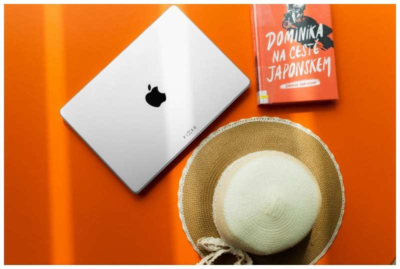 FIXED Pure átlátszó védőtok Apple MacBook Air 15.3“ (2023) notebookhoz, FIXPU-1197