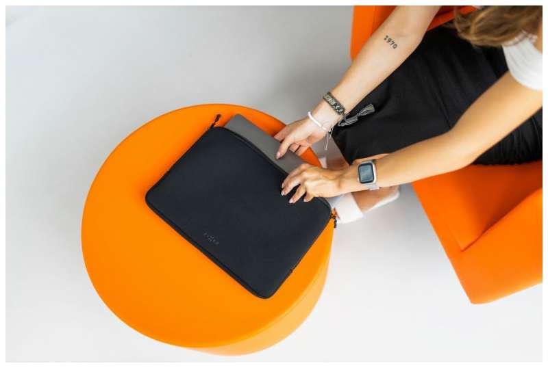 FIXED Sleeve 14", Fekete, Notebook táska