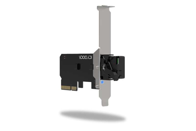 IcyDock ExpressSlot Core MB305M4P-B Removable M.2 NVMe SSD to PCIe 4.0 x4 Mobile Rack Adapter Card for PCIe Expansion Slot