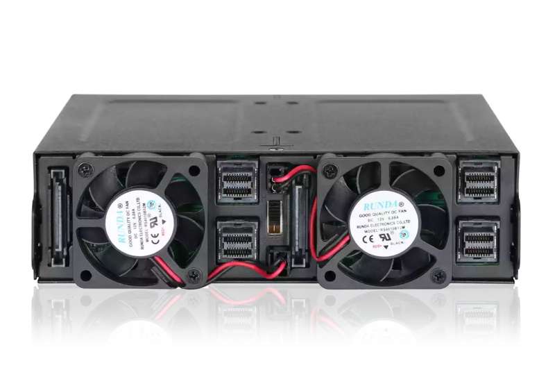 IcyDock ToughArmor MB699VP-B 4 Bay 2.5" U.2/U.3 NVMe SSD PCIe 4.0 Mobile Rack Enclosure for External 5.25" Drive Bay (4 x Mini-SAS HD SFF-8643, no Tri-mode support)