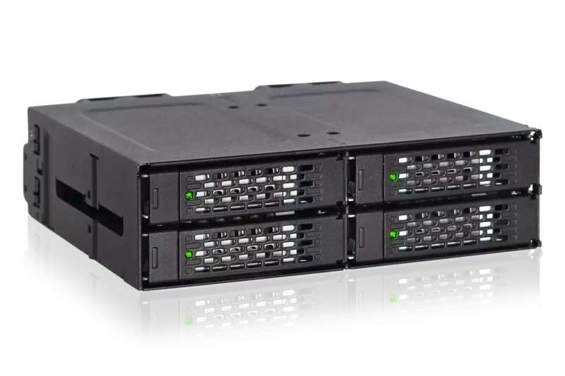 IcyDock ToughArmor MB699VP-B V3 4 Bay 2.5" U.2/U.3 NVMe SSD PCIe 4.0 Mobile Rack Enclosure for External 5.25" Drive Bay (4 x OCuLink SFF-8612 4i)