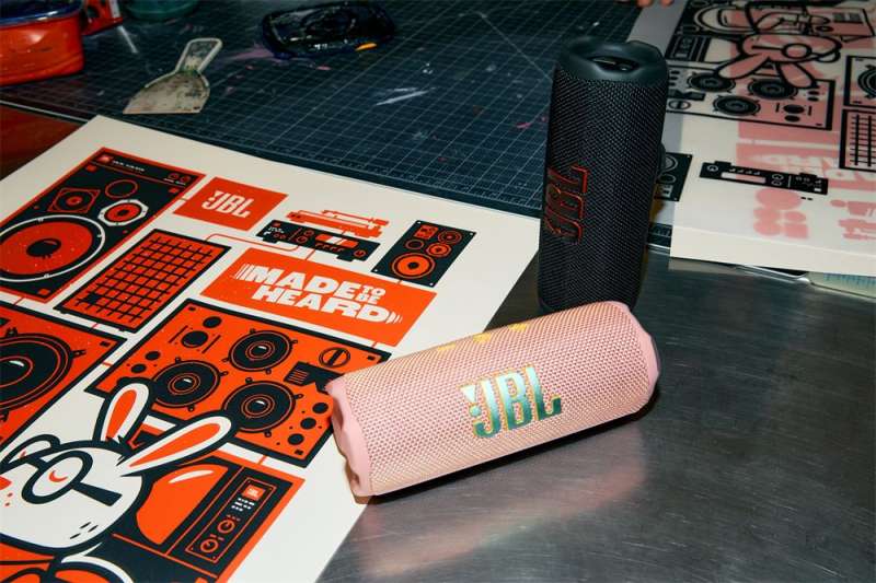 JBL Flip 7 Portable Waterproof Bluetooth Speaker Pink