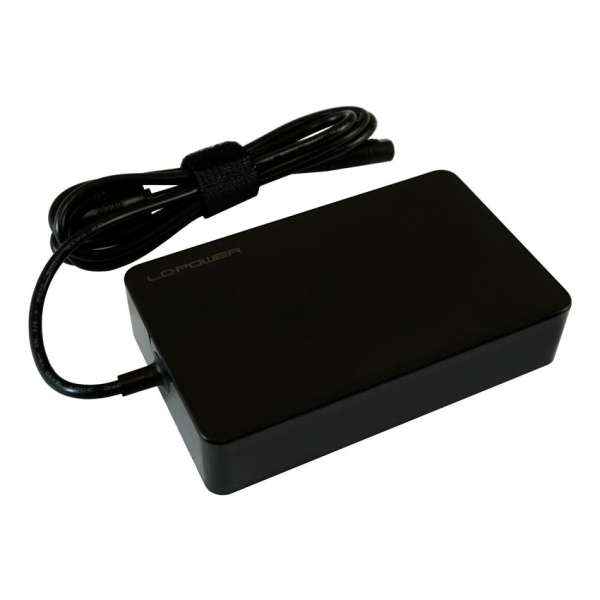 LC Power LC-NB-PRO-90 18,5-20V / 4,87A 90W univerzális hálózati notebook töltő