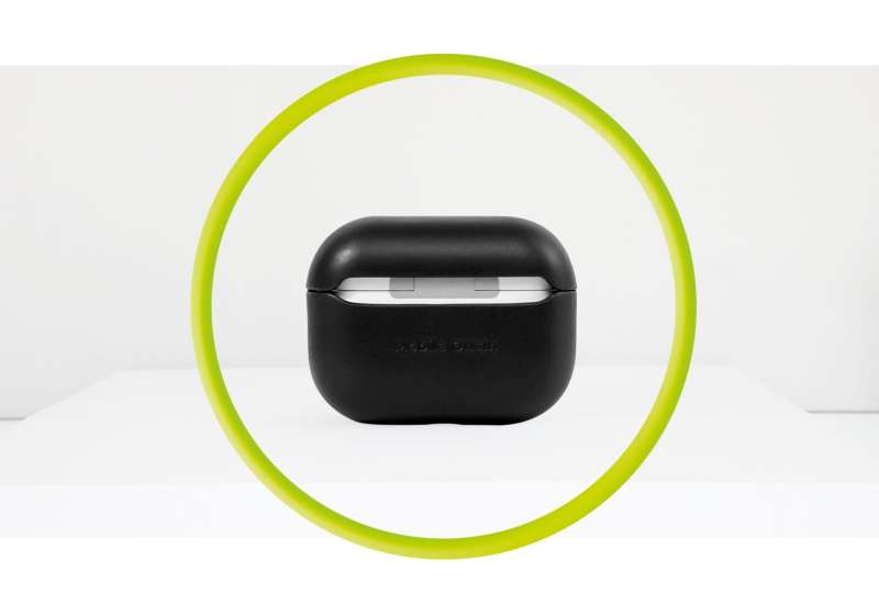 Mobile Origin AirPods Pro 2 Leather Case Black