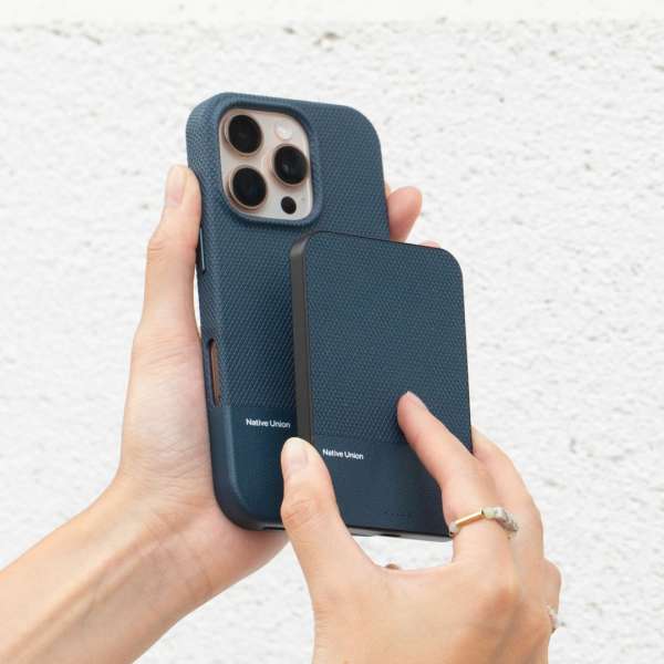 Native Union (Re)Classic Magnetic 5000mAh Power Bank Navy