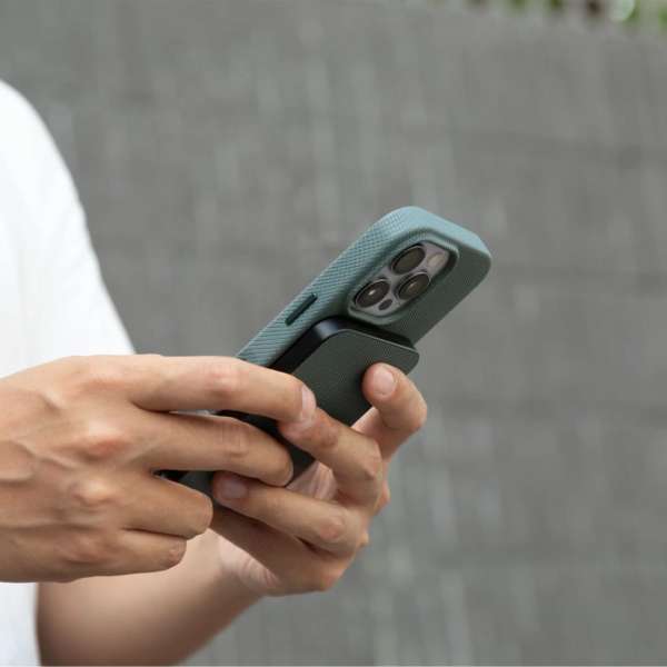 Native Union (Re)Classic Magnetic Power Bank Qi2 5000mAh Slate Green