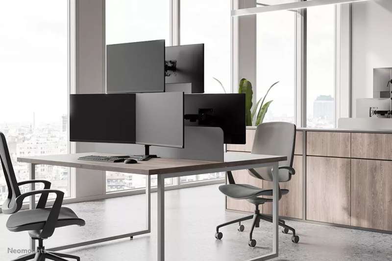 Neomounts DS45-600BL2-1 Triple monitor stand 10-32" Black