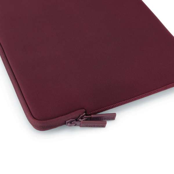 Pipetto Classic Fit Sleeve bag for MacBook 13/14 Burgundy