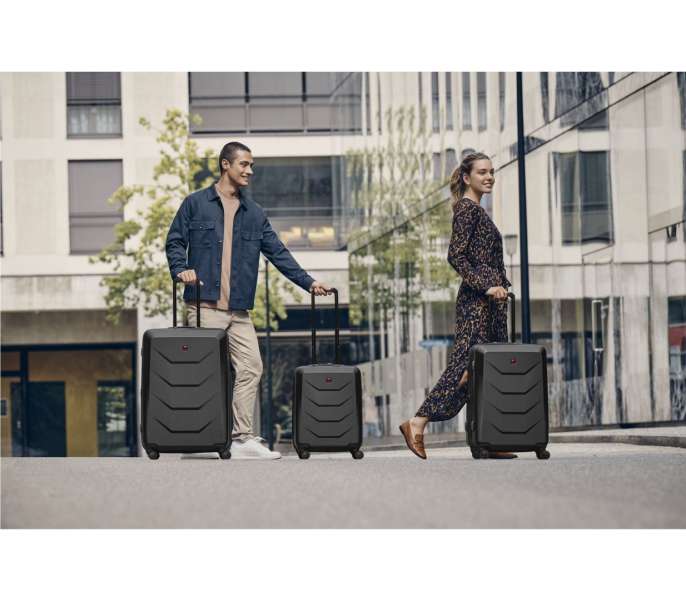 Wenger carry-on suitcase prymo 36L Black