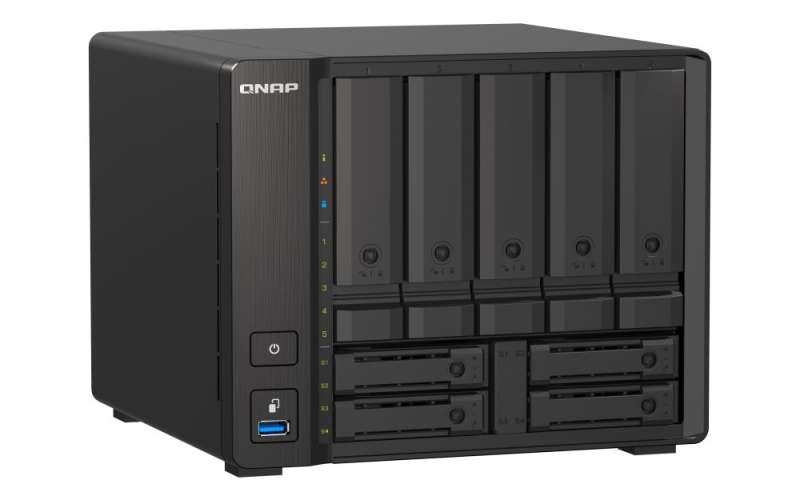QNAP NAS TS-H973AX-8G (8GB) (5xHDD + 4xSSD)