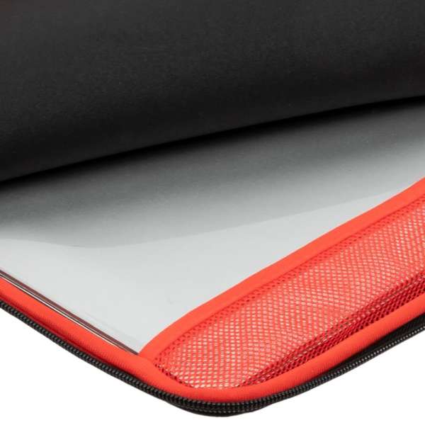 RivaCase 5224 MacBook Air 15" sleeve Black