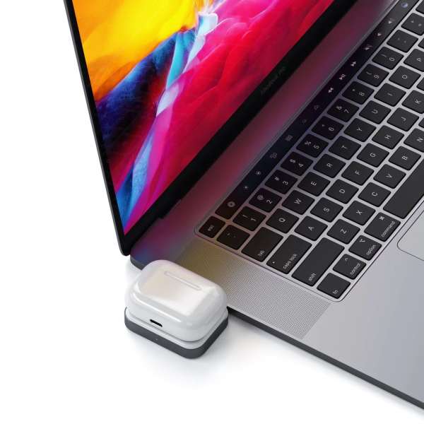 Satechi USB-C Wireless Charging Dock for AirPods (5W) Space Grey