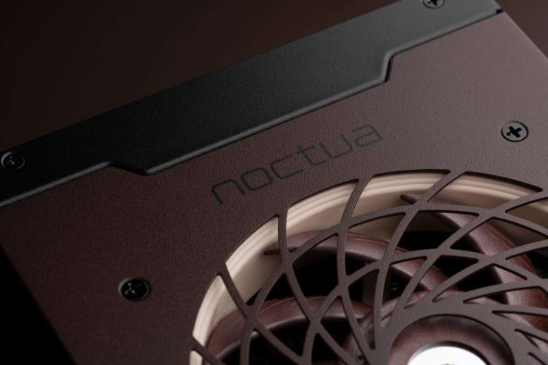 Seasonic 1600W 80+ Titanium Prime TX Noctua Edition