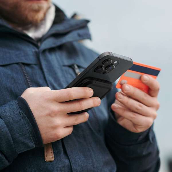 Spigen iPhone Lock Fit Wallet with MagSafe Black