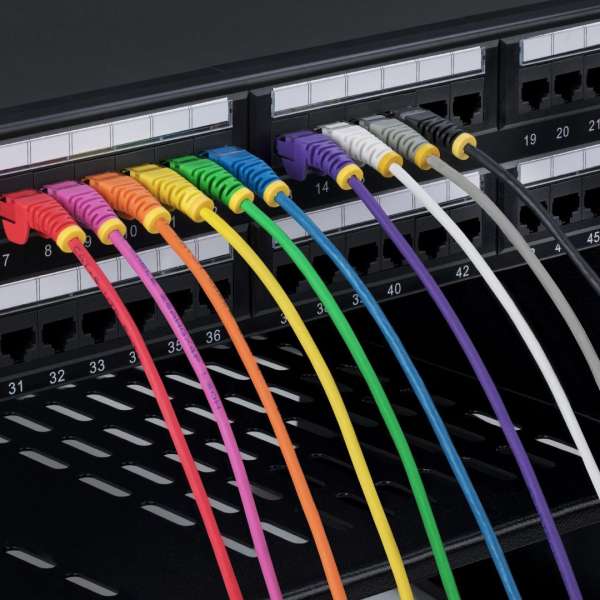 Startech CAT6 U-UTP Patch Cable 0,25m Purple