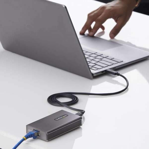 Startech STARTECH - IO NETWORKING USB4 TO ETHERNET ADAPTER .