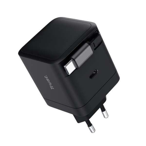 Trust Maxo 65W Retractable USB-C PD Charger Black