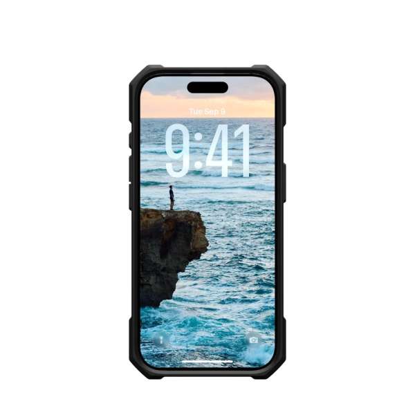 UAG Essential Armor Magsafe case for iPhone 17 Black