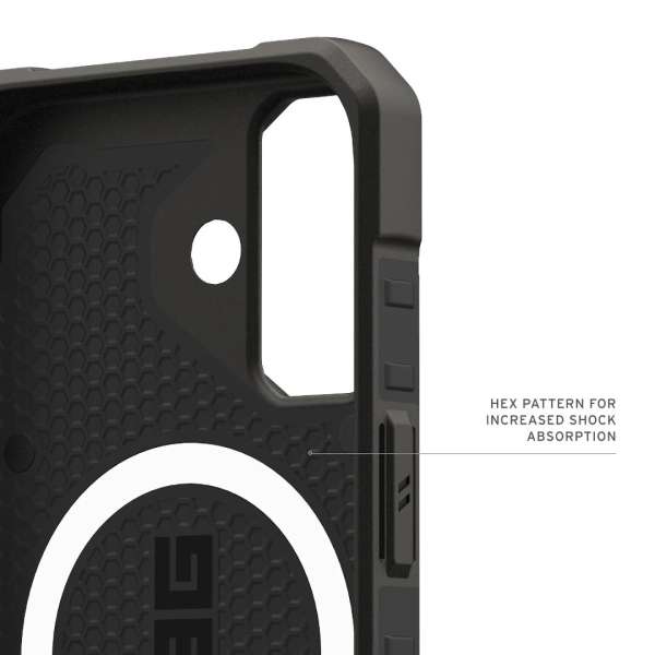 UAG Pathfinder Magsafe case for iPhone 17 Black