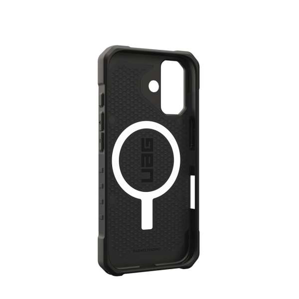 UAG Pathfinder Magsafe case for iPhone 17 Black