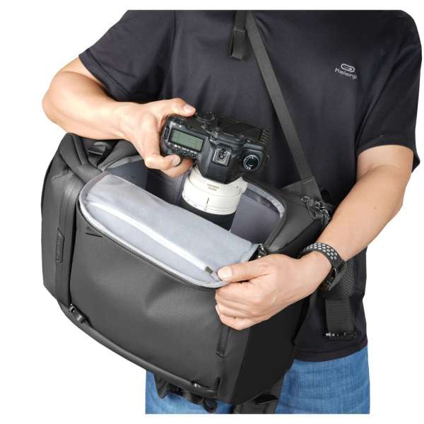 Vanguard B25L Veo Metro Backpack Black