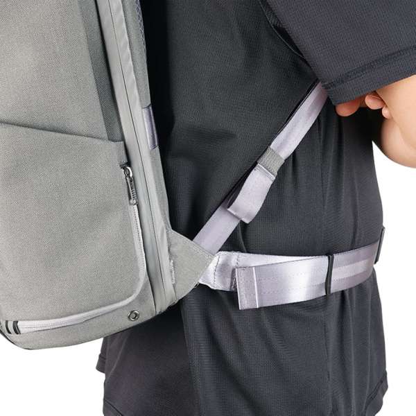 Vanguard VEO CITY B37 Small Camera Backpack w/ Pouch Gray