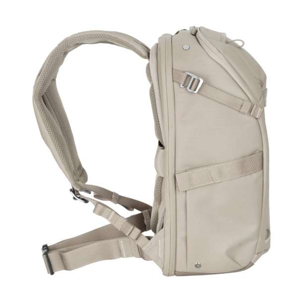 Vanguard VEO Metro 20-Liter Camera and Everyday Backpack Cream
