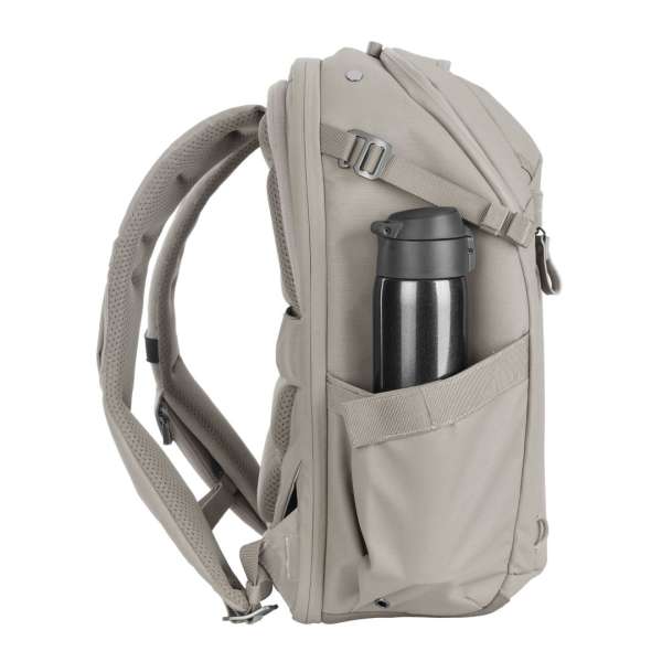Vanguard VEO Metro 20-Liter Camera and Everyday Backpack Cream