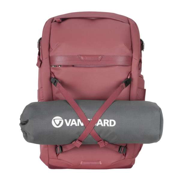 Vanguard VEO Metro 25-Liter Camera and Everyday Backpack Magenta